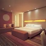Centro 4*