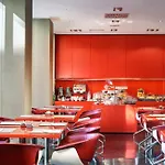 Ξενοδοχείο Centro 4*