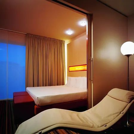Unahotels Centro Hotel 4*