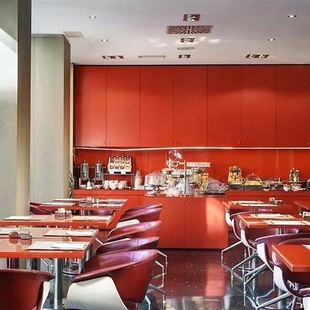 Unahotels Centro Hotel 4*